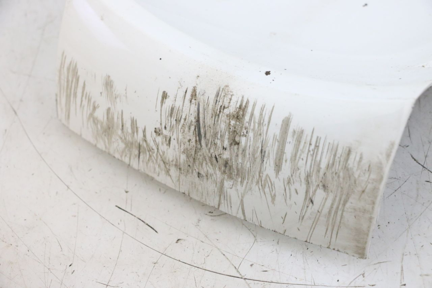 photo de PASE RUEDA DELANTERO PEUGEOT TWEET PRO EFI 4T 50 (2021 - 2022) - Primer plano técnico