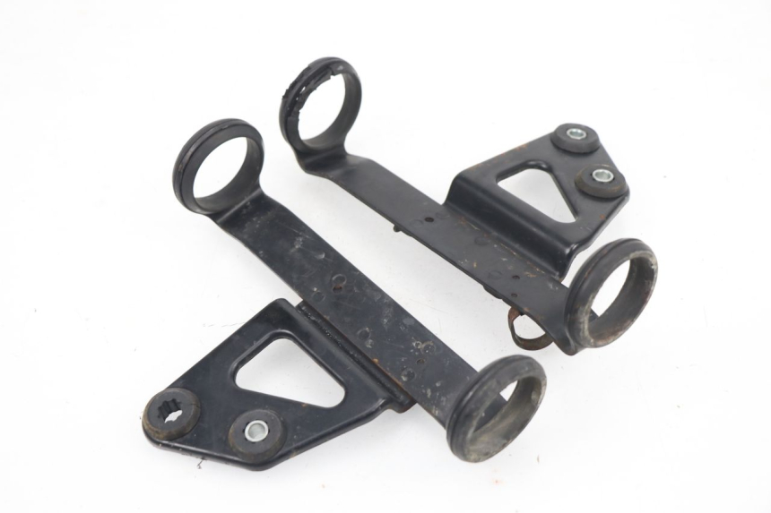 photo de FARO SOPORTES SUZUKI DR DJEBEL 600 (1985 - 1990) - Vista principal