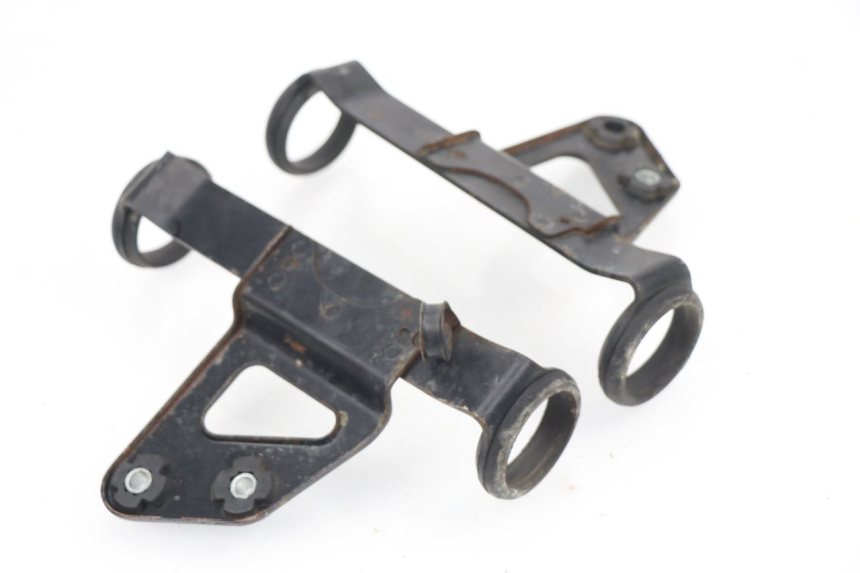 photo de FARO SOPORTES SUZUKI DR DJEBEL 600 (1985 - 1990) - Vista general del producto