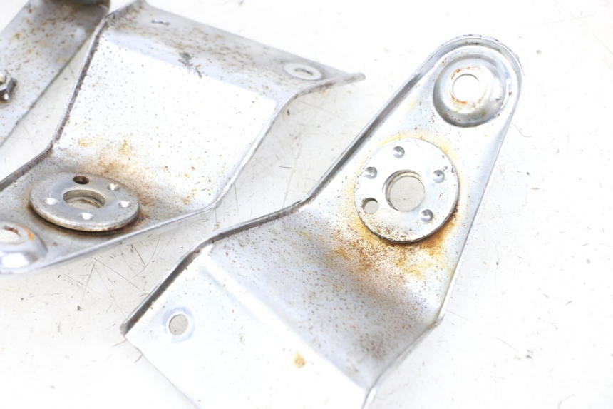 photo de FARO SOPORTES HYOSUNG GF 125 (2001 - 2005) - Otra perspectiva