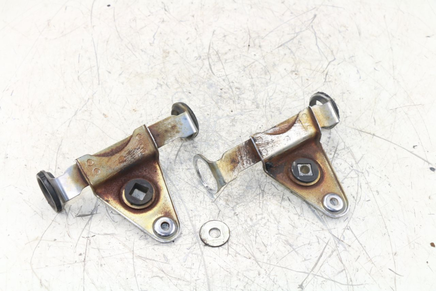 photo de FARO SOPORTES SUZUKI GN 125 (1997 - 2000) - Zoom estado de uso