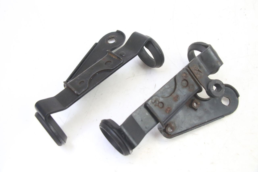 photo de FARO SOPORTES SUZUKI GS GSE 500 (2001 - 2003) - Otra perspectiva