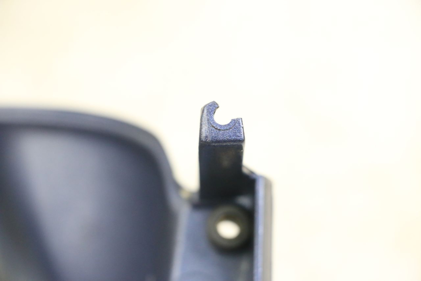 photo de FARO SOPORTES APRILIA SCARABEO GT 125 (1999 - 2007) - Primer plano técnico