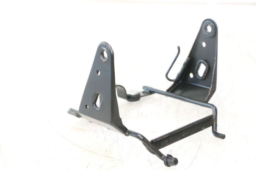 photo de FARO SOPORTES DAELIM VJ ROADWIN 125 (2004 - 2007) - Otra perspectiva