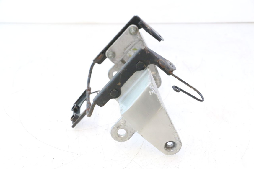 photo de FARO SOPORTES YAMAHA XJR 1300 (1998 - 2002) - Zoom estado de uso