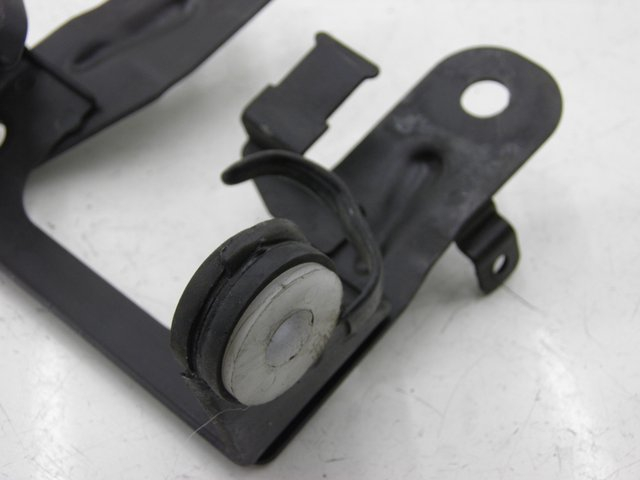 photo de FARO SOPORTES YAMAHA SR 125 (1982 - 2003) - Otra perspectiva