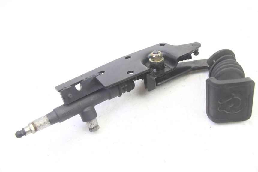 photo de PEDAL FRENO QUADRO 4 4D 350 (2015 - 2018) - Otra perspectiva