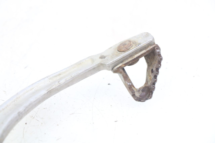 photo de PEDAL DE FRENO HONDA CRF CR-F 450 (2009 - 2012) - Primer plano técnico