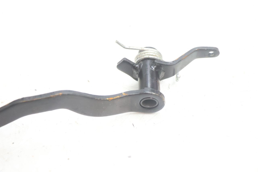 photo de PEDAL FRENO MINI MX DRIFT 150 - Detalles de los puntos de fijación