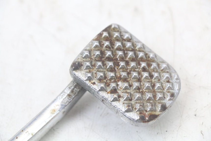 photo de PEDAL DE FRENO YAMAHA FJ 3CX 1200 (1986 - 1996) - Primer plano técnico