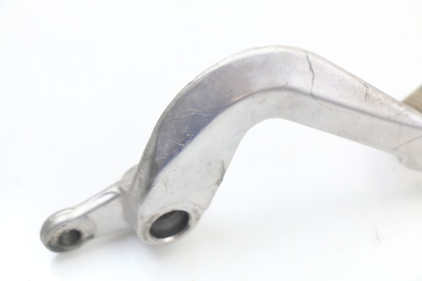 photo de PEDAL DE FRENO KAWASAKI KX L 85 (2022 - 2024) - Detalle de la pieza