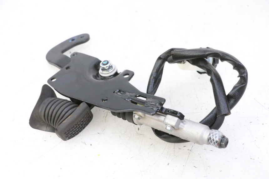 photo de PEDAL FRENO PIAGGIO MP3 HPE 310 (2024 - 2025) - Otra perspectiva