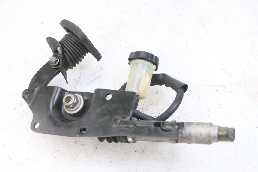 photo de PEDAL FRENO PIAGGIO MP3 LT 300 (2010 - 2016) - Primer plano técnico