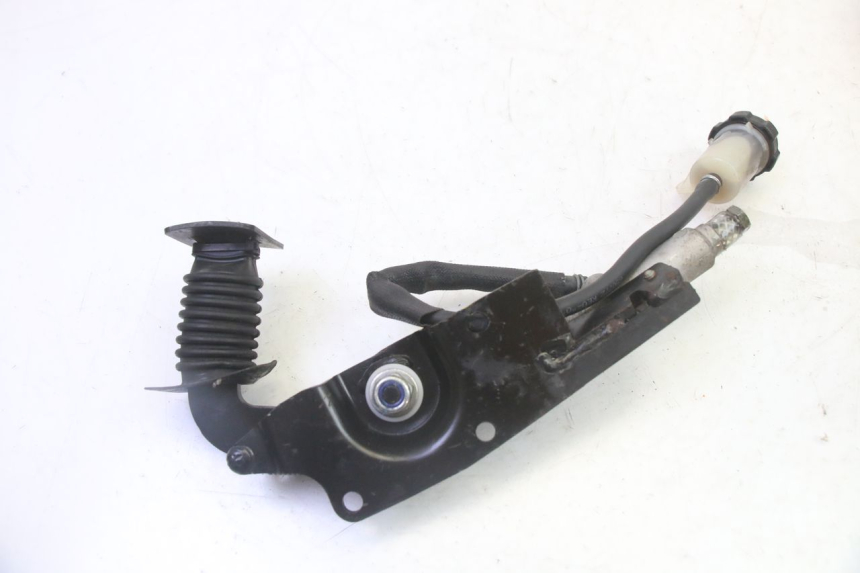 photo de PEDAL DE FRENO PIAGGIO MP3 LT 300 (2010 - 2016) - Primer plano técnico