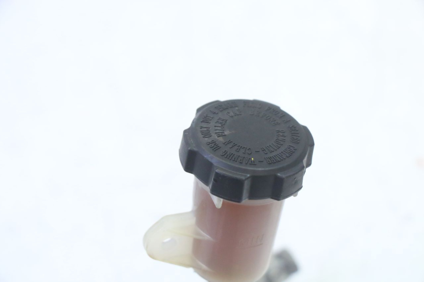 photo de PEDAL DE FRENO PIAGGIO MP3 LT 300 (2010 - 2016) - Estado de la superficie y material