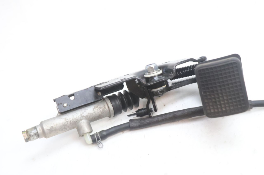 photo de PEDAL DE FRENO PIAGGIO MP3 LT 300 (2010 - 2016) - Primer plano técnico