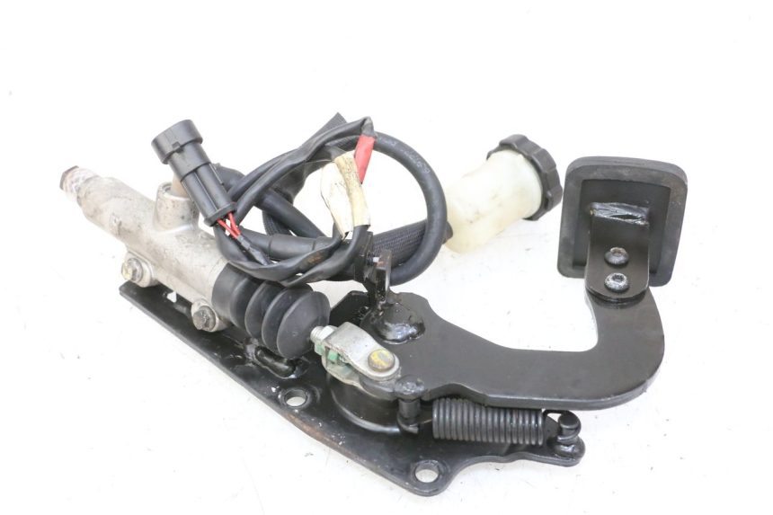 photo de PEDAL DE FRENO PIAGGIO MP3 RL 250 (2006 - 2010) - Estado de la superficie y material