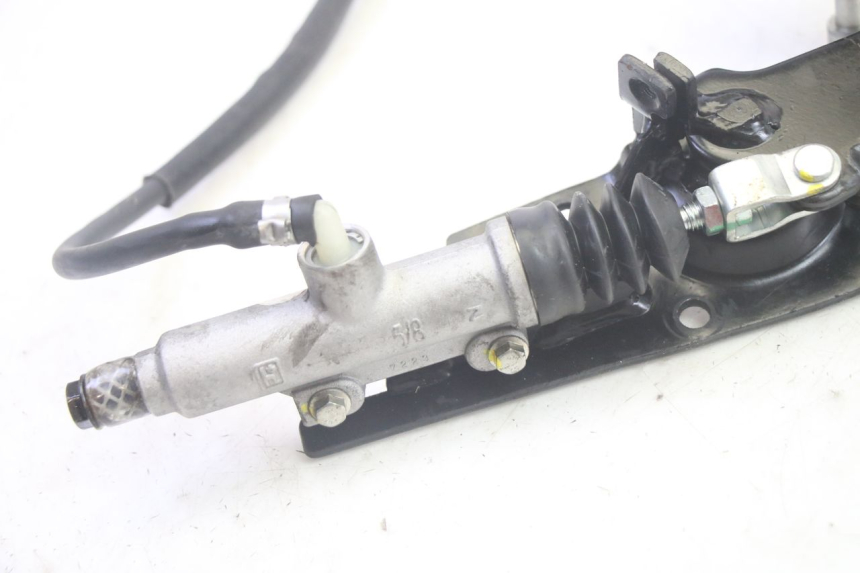 photo de PEDAL FRENO PIAGGIO MP3 500 (2016 - 2018) - Zoom estado de uso