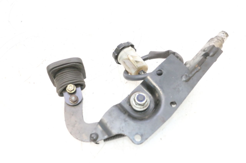 photo de PEDAL DE FRENO PIAGGIO MP3 RL 250 (2006 - 2010) - Primer plano técnico