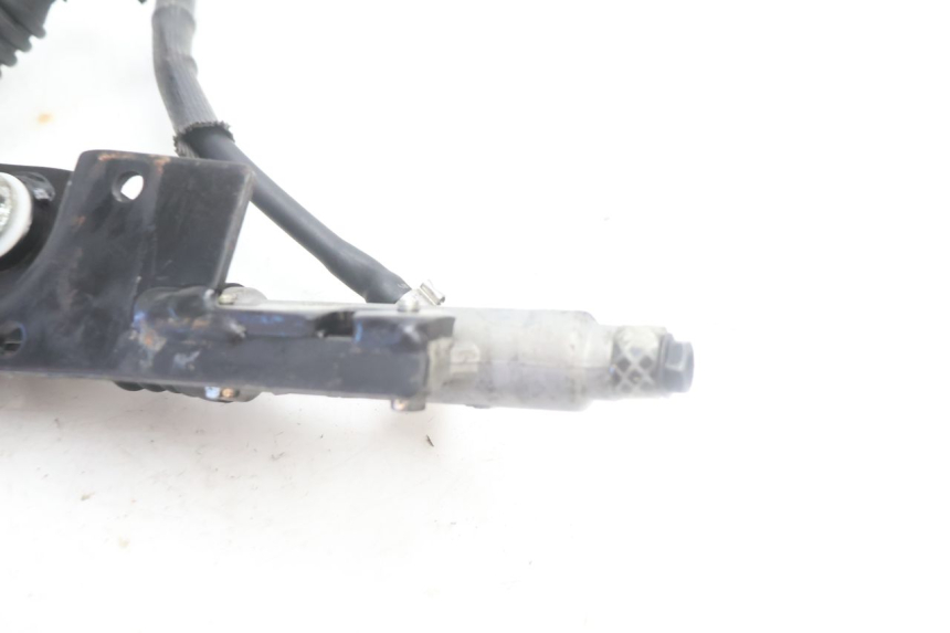 photo de PEDAL FRENO PIAGGIO MP3 500 (2016 - 2018) - Detalles de los puntos de fijación