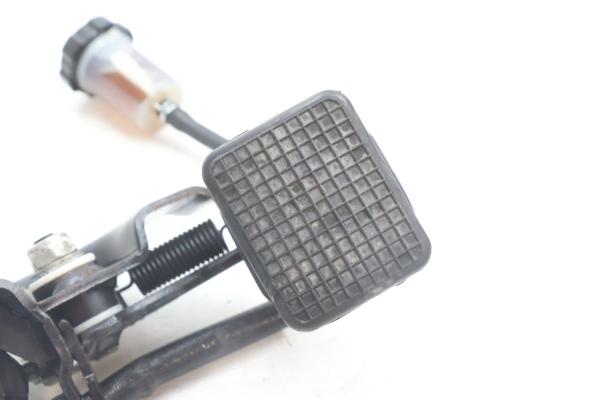 photo de PEDAL FRENO PIAGGIO MP3 500 (2016 - 2018) - Estado de la superficie y material