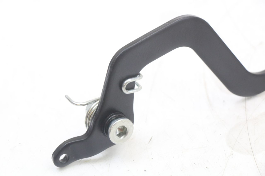 photo de PEDAL FRENO ROYAL ENFIELD SCRAM 411 (2022 - 2024) - Detalle de la pieza