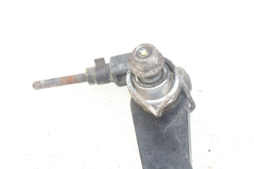 photo de PEDAL FRENO APRILIA SX 50 (2011 - 2017) - Primer plano técnico