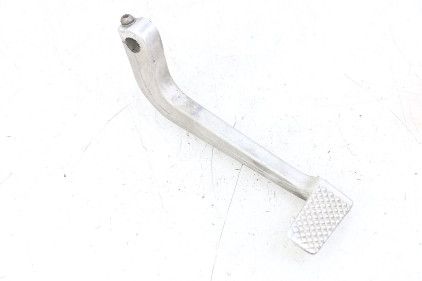 photo de PEDAL DE FRENO YAMAHA TDM ABS 900 (2002 - 2014) - Primer plano técnico