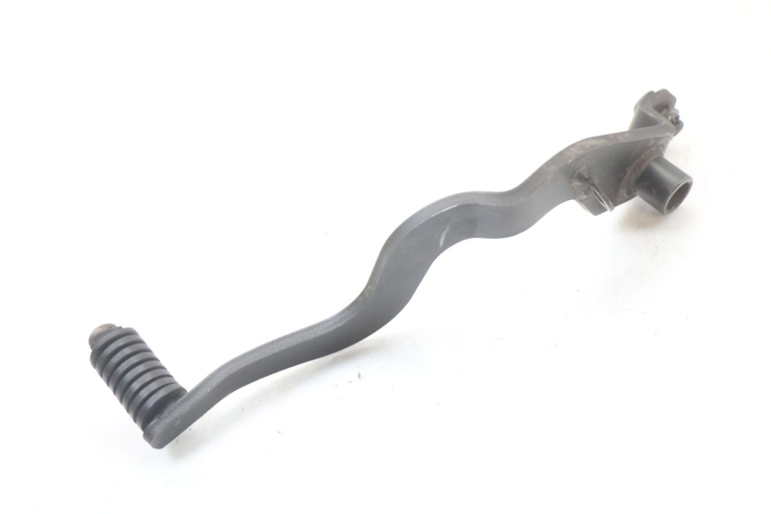 photo de PEDAL DE FRENO YAMAHA TDR DELTABOX 125 (1997 - 2003) - Primer plano técnico