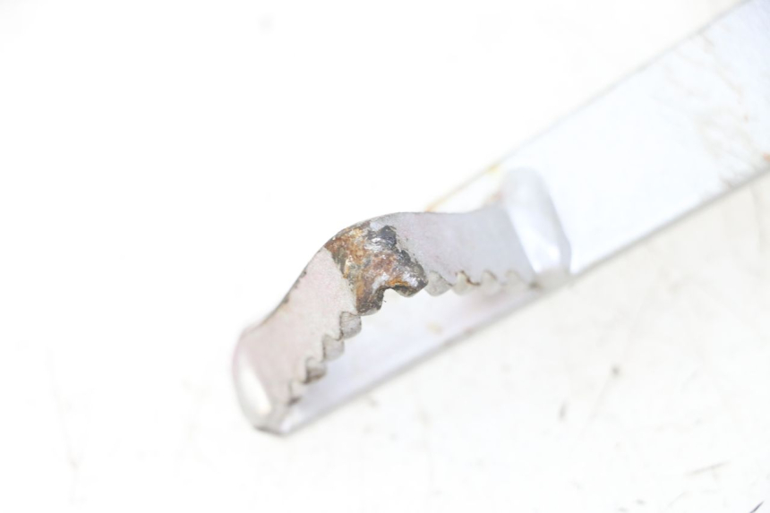 photo de PEDAL FRENO VENT DERAPAGE 50 (2018 - 2023) - Primer plano técnico