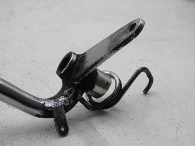 photo de PEDAL FRENO YAMAHA YBR CUSTOM 125 (2008 - 2010) - Primer plano técnico