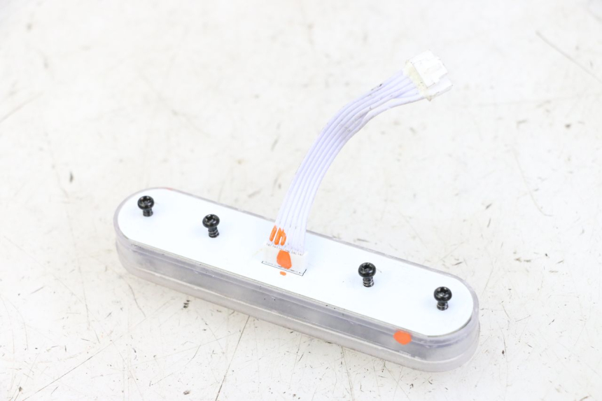 photo de FARO DELANTERO URBANGLIDE 100XS 1 - Otra perspectiva