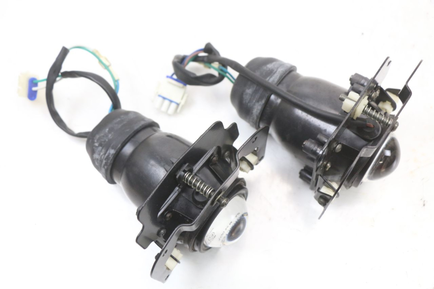 photo de Faros delanteros E-MAX 80L 1 (2011 - 2014) - Zoom estado de uso