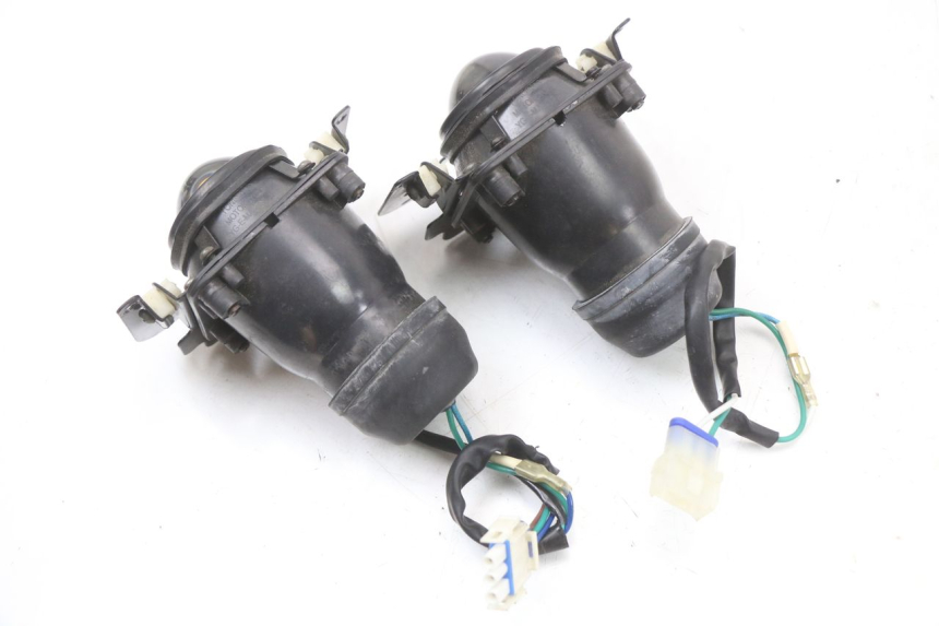 photo de Faros delanteros E-MAX 80L 1 (2011 - 2014) - Primer plano técnico