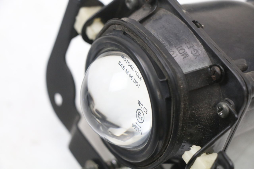 photo de Faros delanteros E-MAX 80L 1 (2011 - 2014) - Marcados y referencias originales