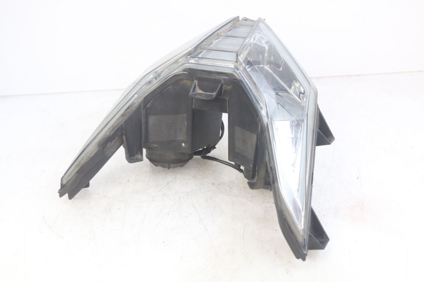 photo de FARO DELANTERO NECO ALEXONE 125 (2017 - 2024) - Detalles de los puntos de fijación