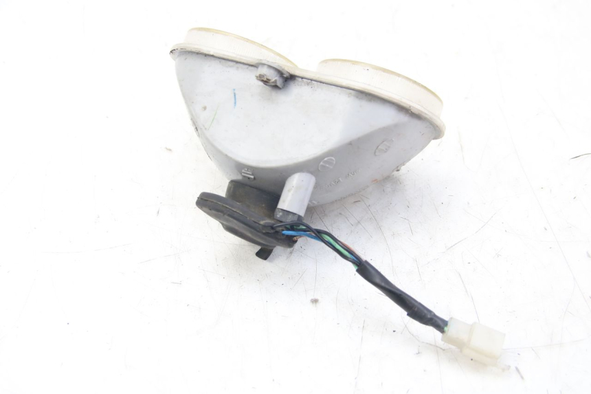 photo de FARO DELANTERO PGO BIG MAX 50 (2001 - 2009) - Detalles de los puntos de fijación