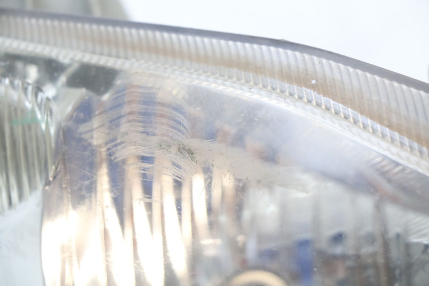 photo de FARO DELANTERO SUZUKI BURGMAN 125 (2007 - 2014) - Zoom sobre los componentes