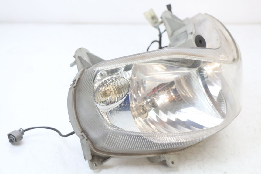 photo de FARO DELANTERO SUZUKI BURGMAN 125 (2007 - 2014) - Detalle de la pieza