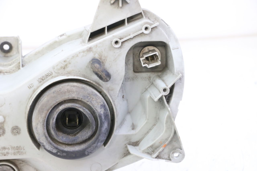 photo de FARO DELANTERO SUZUKI BURGMAN 125 (2007 - 2014) - Características distintivas