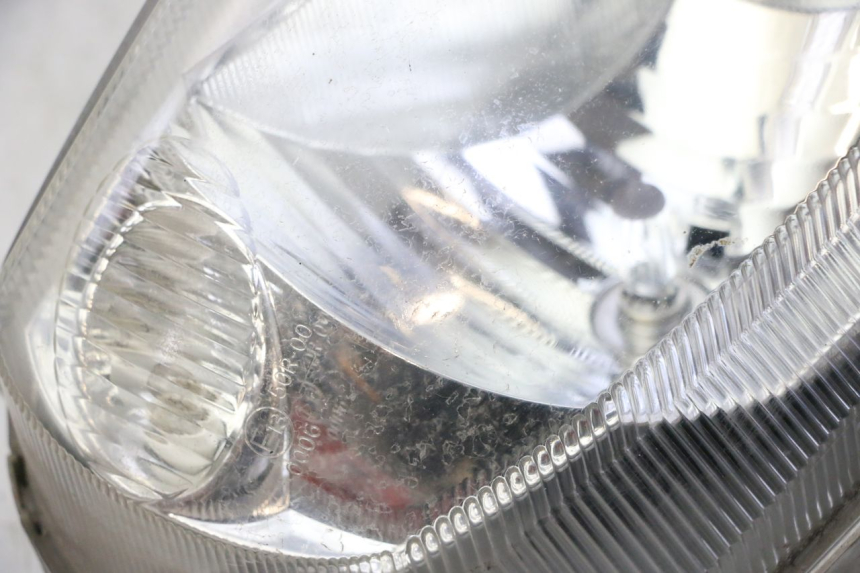 photo de FARO DELANTERO SUZUKI BURGMAN 125 (2007 - 2014) - Zoom estado de uso