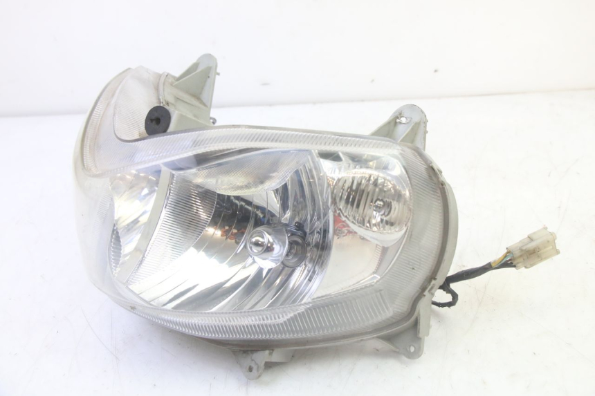 photo de FARO DELANTERO SUZUKI BURGMAN 125 (2007 - 2014) - Otra perspectiva