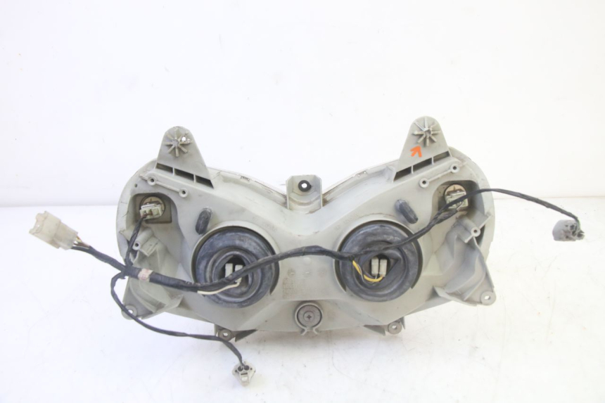 photo de FARO DELANTERO SUZUKI BURGMAN 125 (2007 - 2014) - Estado de la superficie y material