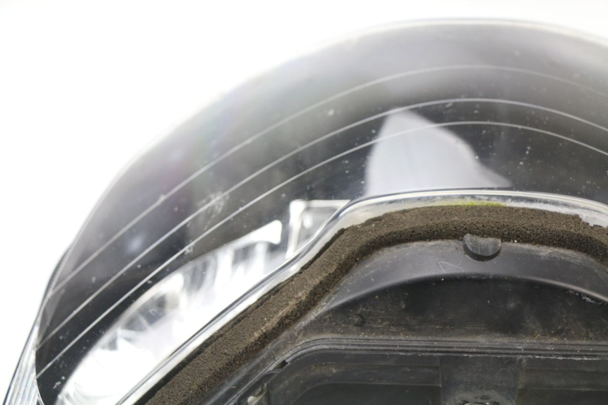 photo de FARO DELANTERO HONDA CBR 929 RR FIREBLADE 900 (2000 - 2001) - Primer plano técnico