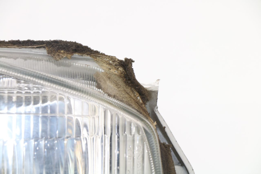 photo de FARO DELANTERO HONDA CBR F 600 (1991 - 1994) - Detalles de los puntos de fijación