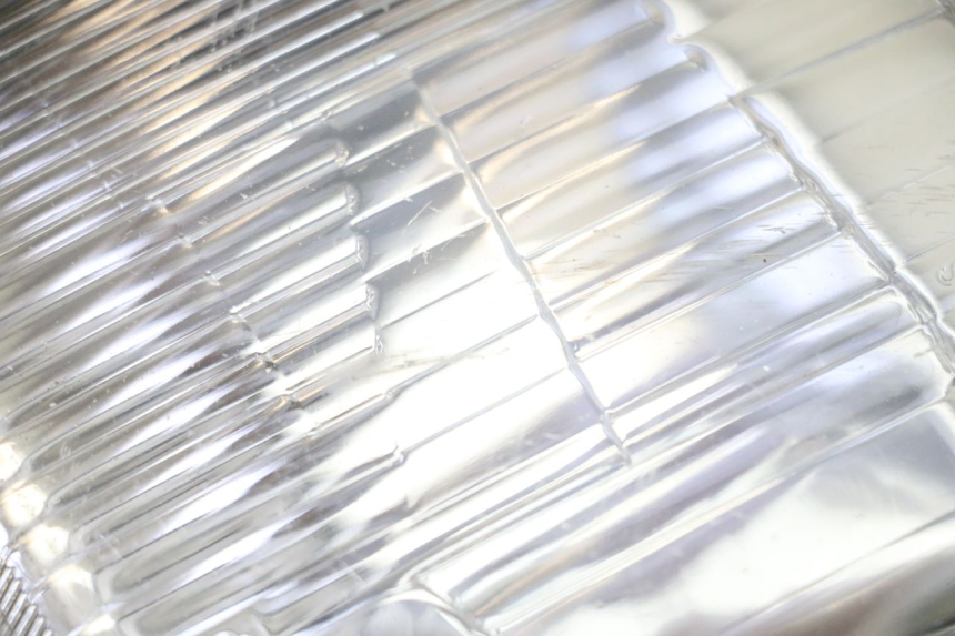 photo de FARO DELANTERO HONDA CBR F SC25 1000 (1989 - 1992) - Otra perspectiva