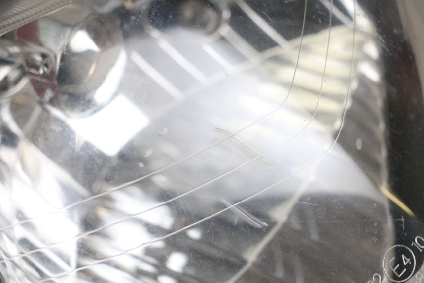 photo de FARO DELANTERO YAMAHA CYGNUS X 125 (2004 - 2007) - Zoom sobre los componentes