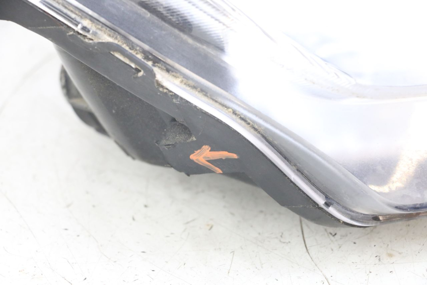 photo de FARO DELANTERO YAMAHA CYGNUS X 125 (2004 - 2007) - Marcados y referencias originales