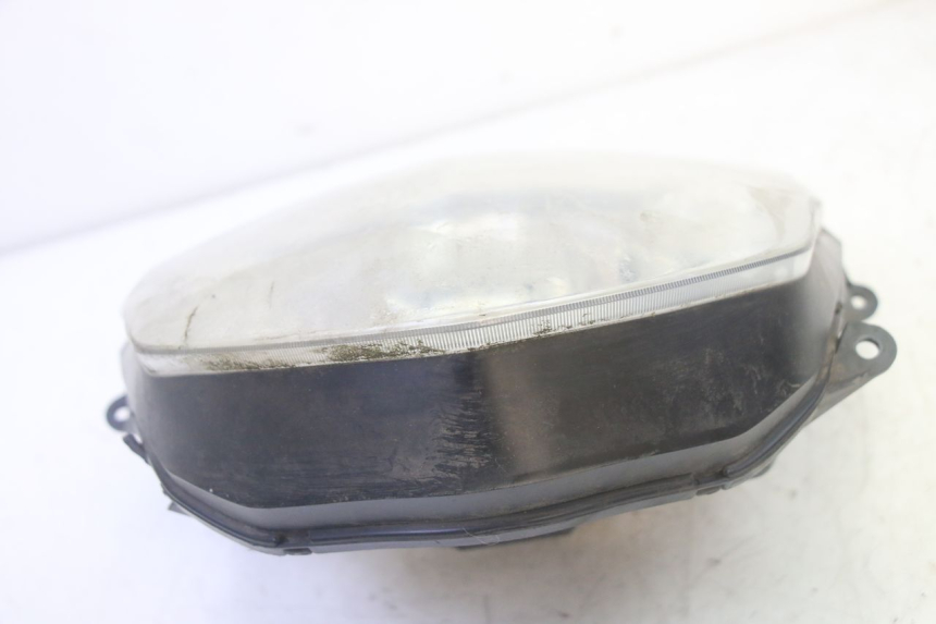 photo de FARO DELANTERO YAMAHA CYGNUS X INJECTION 125 (2007 - 2013) - Detalles de los puntos de fijación