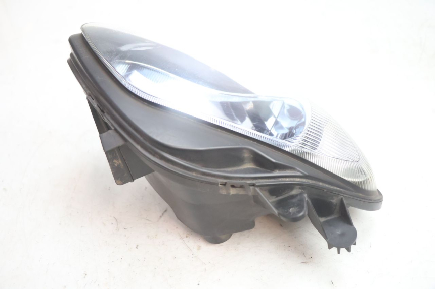 photo de FARO DELANTERO DERECHA SUZUKI BURGMAN EXECUTIVE ABS 650 (2006 - 2012) - Otra perspectiva